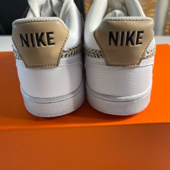 Nike Women’s Court Vision Low Next Nature x Nike United United in Victory - Picture 8 of 15